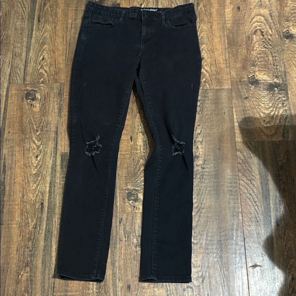 GAP Black Distressed Women's Skinny Jeans